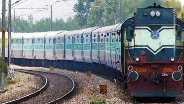 நெல்லை - திருச்செந்தூர் ரயில் 7 நாட்களுக்கு முழுமையாக ரத்து.. தெற்கு ரயில்வே அறிவிப்பு
