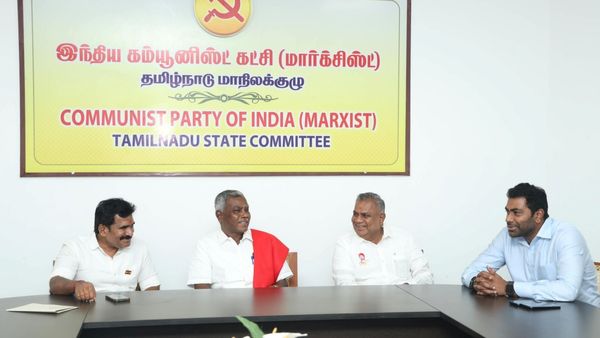 மார்க்சிஸ்ட் மாநில செயலாளர் பெ.சண்முகத்தை நேரில் சந்தித்த தவெக அமைச்சர்கள்.. பின்னணி என்ன?