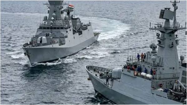 INS போர்க்கப்பல் மீது மோதிய பாகிஸ்தான் கப்பல்.. அவசரப்பட்டு செய்த தவறு! இப்போது பாருங்க என்ன ஆச்சுனு