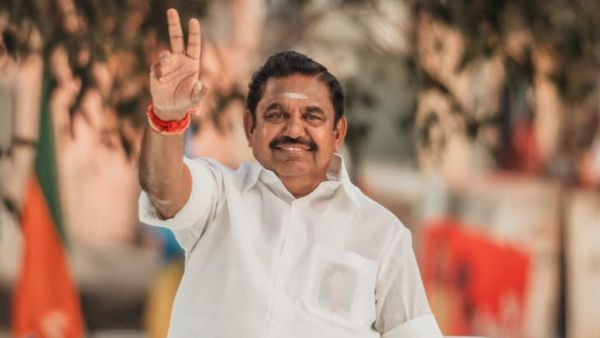 இறங்கி வந்துட்டாரு எடப்பாடி.. ஒன்று சேரும் ரத்தத்தின் ரத்தங்கள்! மீண்டும் பலம் பெறும் அதிமுக! பரபர!