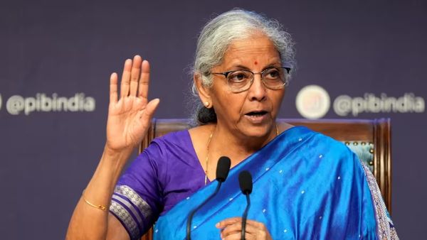 நாளைக்கே சம்பளம்.. மத்திய அரசு ஊழியர்களுக்கு குட்நியூஸ்.. நிதியமைச்சகத்தின் மாஸ்டர் மூவ் பின்னணி