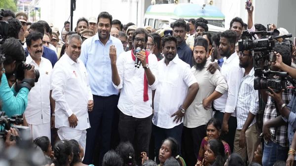 உணவுப் படி, கழிப்பறை வசதி.. தவெக அரசு ஏற்றுக்கொண்ட தூய்மைப் பணியாளர்களின் கோரிக்கைகள் என்னென்ன?