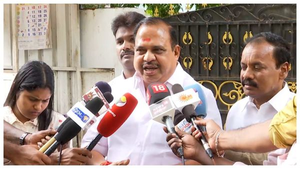 குழந்தை பிடிப்பதை போல எம்எல்ஏக்களை பிடிக்கிறார்கள்.. தவெக மீது அக்ரி கிருஷ்ணமூர்த்தி புகார்