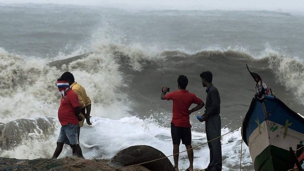 சென்னையிலிருந்து 1,250 கி.மீ தூரத்தில் புயல்! ஆனால் மழைக்கு இது காரணமல்ல! டெல்டா வெதர்மேன் விளக்கம்
