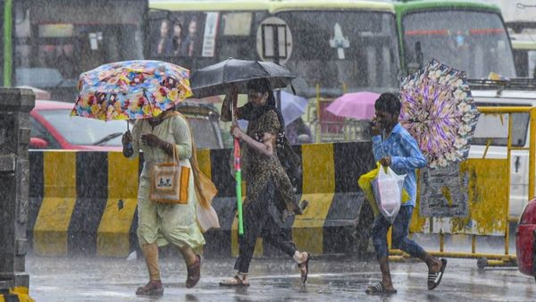 வங்கக் கடலில் கருப்பு பூதம்.. 6 மாவட்டங்களுக்கு ஆரஞ்ச் அலர்ட்! ஒட்டுமொத்த தமிழ்நாட்டுக்குமே வார்னிங்