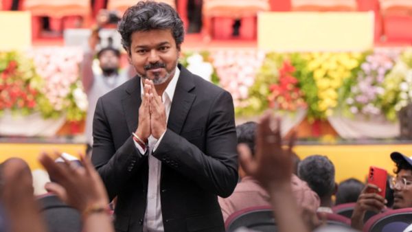 விஜய் தலைக்கு மேல் தொங்கும் கத்தி.. இடைத்தேர்தலில் தவெக தோல்வி அடைந்தால் என்ன நடக்கும்?