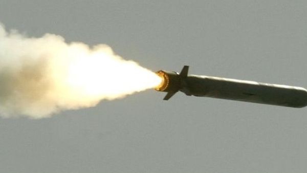 சிரியாவில் அமெரிக்கா திடீர் ஏவுகணைத் தாக்குதல்