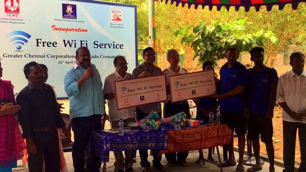 இறுதிச்சடங்கில் பங்கேற்காதவர்கள் நேரலையில் காண சென்னை சுடுகாட்டில் இலவச 'வைஃபை'