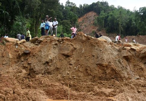 இலங்கை நிலச்சரிவு, வெள்ளத்தில் பலியானவர்களின் எண்ணிக்கை 203 ஆக உயர்வு