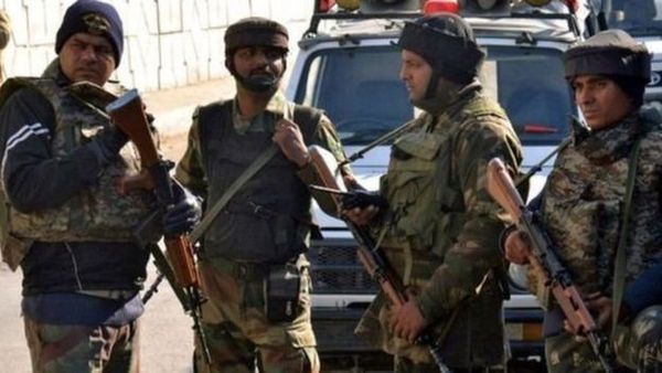 காஷ்மீர் பிரிவினைவாத தலைவர் கிலானியின் குடும்பத்தார் சொத்து எவ்வளவு?