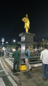 இரவோடு இரவாக மெரினாவிலிருந்து அகற்றப்பட்ட சிவாஜி சிலை