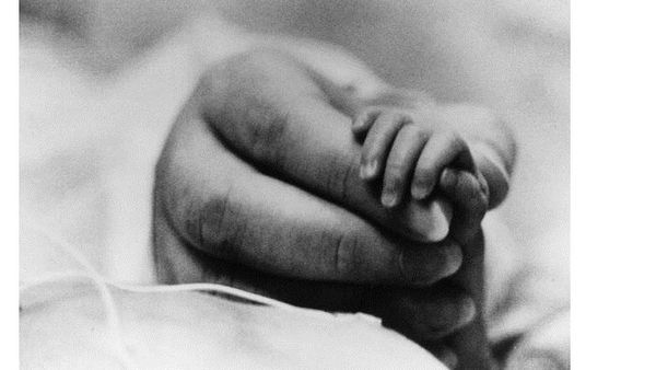 நேசிக்கும் மனிதருடன் உடலுறவு வைத்துக் கொள்ள நான் ஏன் விரும்பவில்லை...?