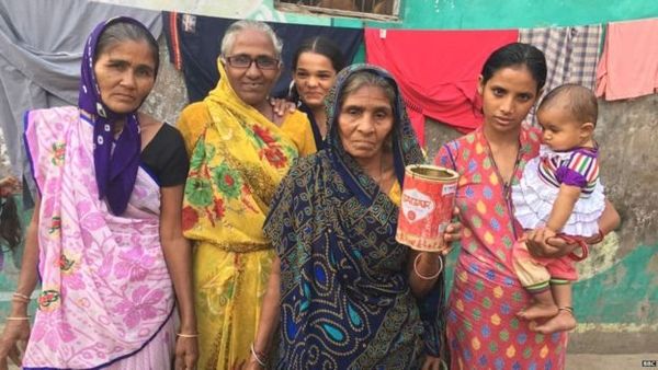 மோதியின் சொந்த கிராமத்திற்கு சென்றடையாத “தூய்மை இந்தியா” திட்டம்