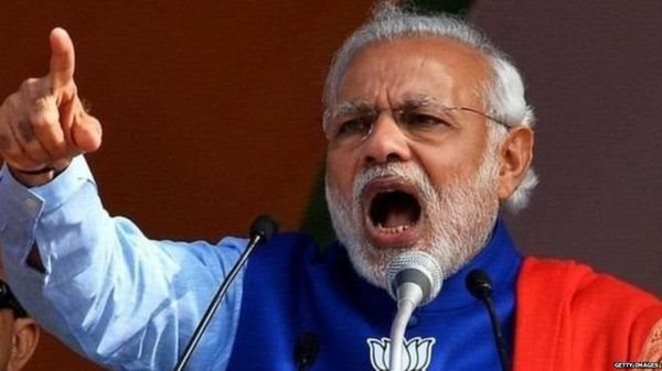 குஜராத் தேர்தல் பிரசாரத்தில் ஹர்திக் படேலுக்கு கூடும் கூட்டம் பிரதமர் மோதிக்கு ஏன் கூடுவதில்லை?