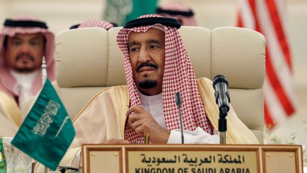 செளதி அரேபியாவில் விலைவாசி உயர்வு: இழப்பீடாக பணம் வழங்குகிறது அரசு