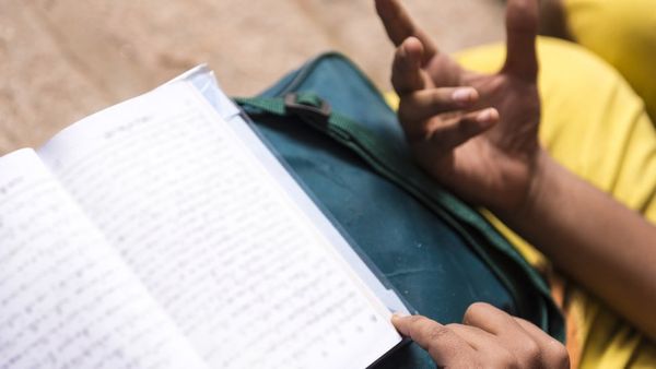 ’9, 10, 11 வகுப்புத் தேர்வுகள் ரத்து முடிவு பத்து லட்சம் ஆசிரியர்களின் வாழ்வாதாரத்தை பாதிக்கும்’