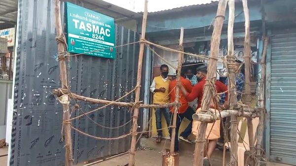 நீலகிரியில் மது வாங்க கொரோனா தடுப்பூசி சான்றிதழ் கட்டாயம்: 100% தடுப்பூசி செலுத்திய மாவட்டமாக்க முயற்சி