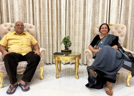 'தாஜ்மஹால்' இல்லம்: மனைவிக்காக இந்திய தொழிலதிபர் எழுப்பிய காதல் சின்னம்