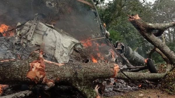 க்ரூப் கேப்டன் வருண் சிங்: 'அசாத்திய துணிச்சலு'க்காக குடியரசுத் தலைவரிடம் விருது பெற்றவர்