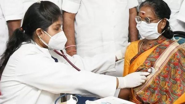 தி.மு.க vs அ.தி.மு.க: அம்மா மினி கிளினிக் மூடல் - ஜெயலலிதா புகழை மங்கவைக்கும் முயற்சியா?