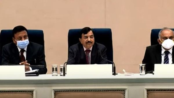 ஐந்து மாநில சட்டமன்ற தேர்தல்: பிப்ரவரி 10ஆம் தேதி முதல் கட்ட வாக்குப்பதிவு