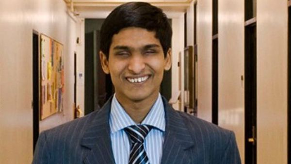 ஸ்ரீகாந்த் பொல்லா: கண் பார்வை இழந்தாலும் ரூ. 480 கோடி மதிப்பு நிறுவனத்தின் சிஇஓ - யார் இவர்?