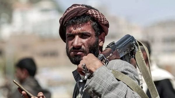 யேமன் உள்நாட்டுப் போர்: பல நூறு குழந்தை போராளிகள் மரணம்