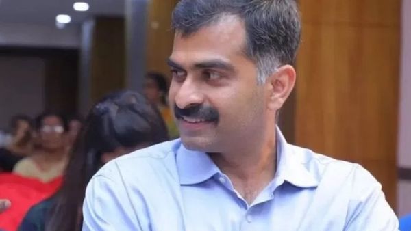 வைகோவின் முடிவுக்கு போர்க்கொடி தூக்கும் மாவட்ட செயலாளர்கள்: காரணம் என்ன?