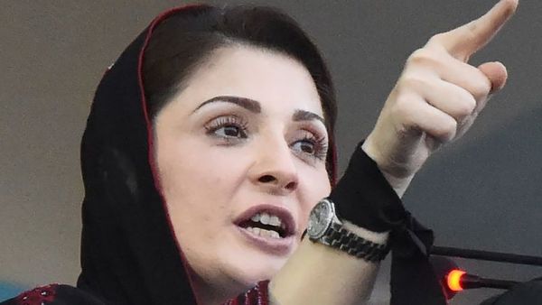 சரிந்தது இம்ரான் கான் அரசு - நள்ளிரவில் திக், திக் நிமிடங்கள் - முழு விவரம்