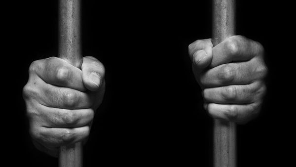 தட்சிணாமூர்த்தி காத்தையா: நாளை தூக்கிலிடப்பட இருந்த மலேசிய தமிழருக்கு தற்காலிக நிவாரணம்