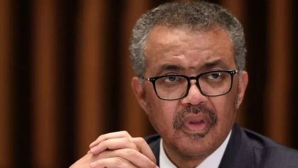 இலங்கையில் மீண்டும் பெட்ரோல், டீசல் விலை உயர்வு: ஆட்டோ கட்டணம் 1 கி.மீ.க்கு ரூ.100