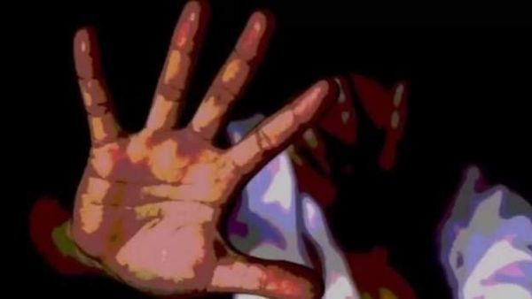 ராமேஸ்வரம் அருகே கடல்பாசி எடுக்கச் சென்ற பெண் கூட்டுப் பாலியல் வல்லுறவு: மக்கள் போராட்டம்