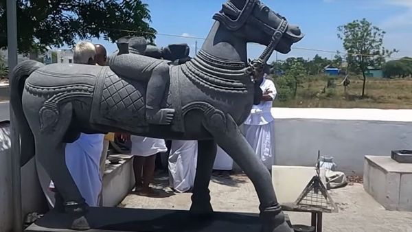 'பண வசூல் மோசடி': யூட்யூபர் கார்த்திக் கோபிநாத் கைது - தமிழ்நாடு பாஜக தலைவர் அண்ணாமலை கண்டனம்