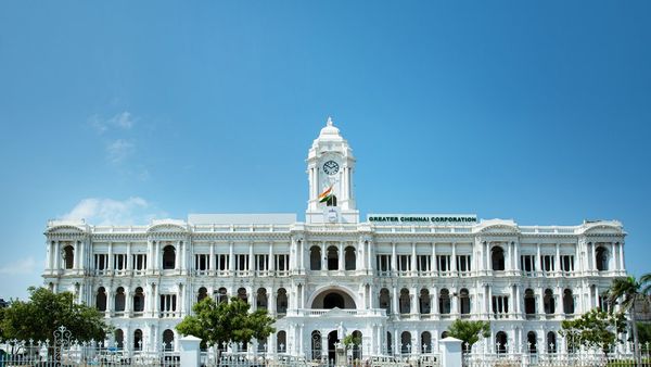 குடகு மாவட்டத்தில் புர்கா அணிந்து நடனமாடிய மாணவிகள் – மன்னிப்பு கோரிய ஏற்பாட்டாளர்கள்