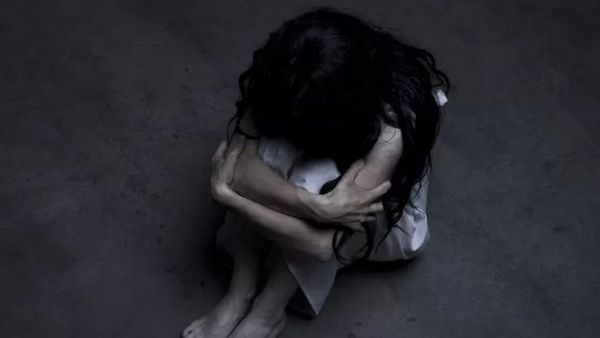 நீட் தேர்வு பயம்: அரியலூரில் மாணவி விபரீத முடிவு- நடந்தது என்ன?