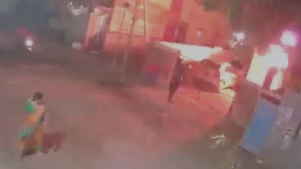 கோவையில் திமுக, பாஜக ஆதரவு டிவிட்டர் பயனாளிகள் மீது வழக்குப்பதிவு; பொள்ளாச்சி, மதுரையில் மேலும் கைதுகள்