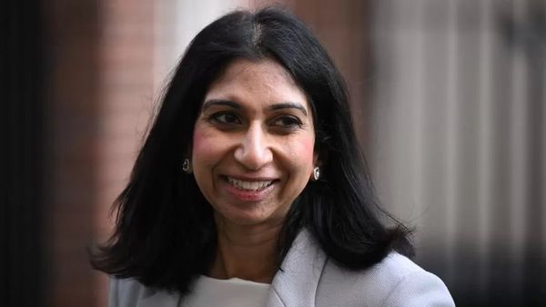 லிஸ் டிரஸ்: ரிஷி சுனக், போரிஸ் ஜான்சன் - அடுத்த பிரிட்டன் பிரதமர் யார்?