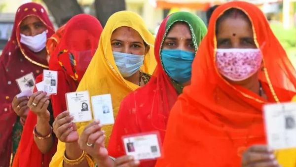 குஜராத் தேர்தல்: டிசம்பர் 1, 5-ஆம் தேதிகளில் சட்டப் பேரவைக்கு வாக்குப்பதிவு