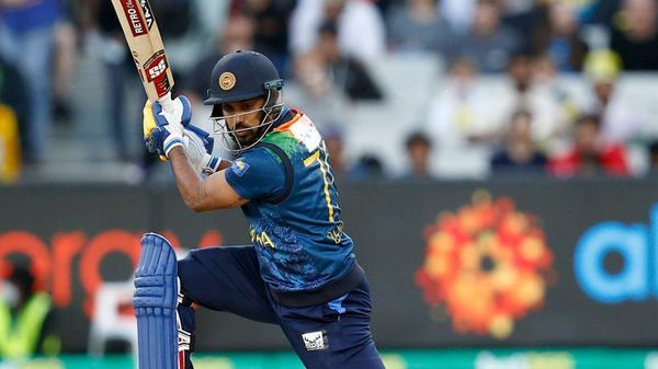 கழுத்தை நெரித்து, ஆணுறை இல்லாமல் பாலுறவு கொண்டதாக தனுஷ்க குணதிலக்க மீது குற்றச்சாட்டு