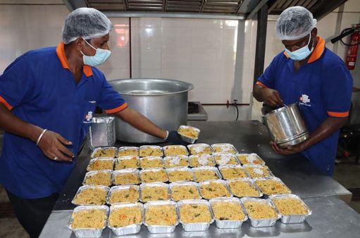'பட்டினி இல்லா தேசம்' பசி போக்கும் சென்னையின் அன்னதான சேவை அமைப்பு