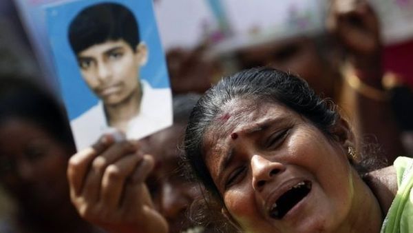 இலங்கை இனமோதலில் காணாமல் போனோர் குறித்த 10 முக்கிய தகவல்கள்
