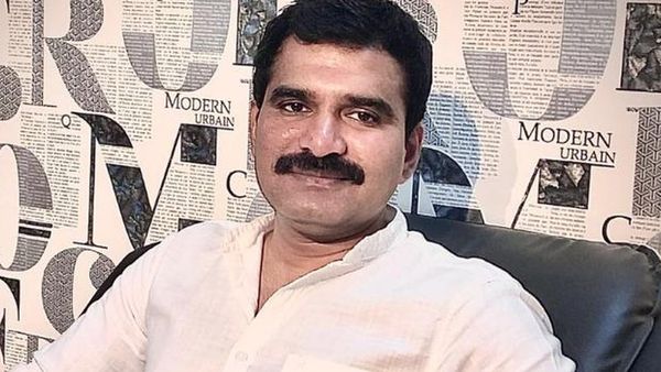 இந்திய தேர்தல் சீர்திருத்த மசோதா: `5 கோடிப் பேரின் வாக்குகள் பறிபோகுமா?' - எதிர்க்கட்சிகள் எதிர்ப்பது ஏன்?