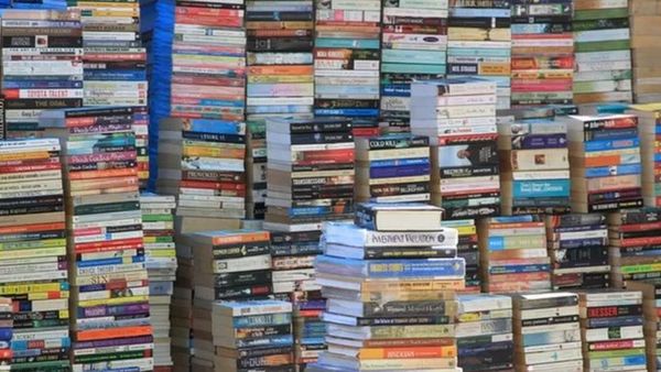 சித்ரா ராமகிருஷ்ணா கைது: பங்குச் சந்தை தரவுகளை தரகருக்கு திறந்துவிட்ட வழக்கு