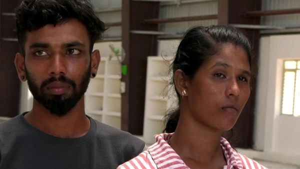 தனுஷ்கோடின்னு சொல்லி இறக்கினாங்க... நடுக்கடல் - கைக்குழந்தையுடன் தவித்த தம்பதி 