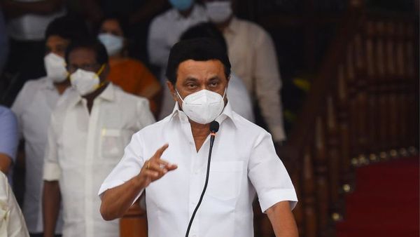திமுக அமைச்சர் மீது தீண்டாமை குற்றச்சாட்டு - அடுத்தடுத்து எழும் சர்ச்சைகள்