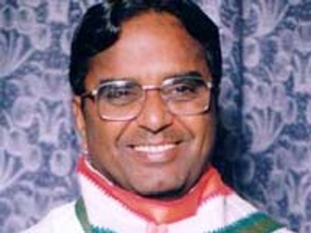 మంత్రి పొన్నాల అస్వస్థత