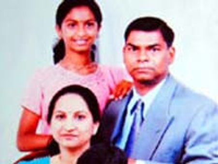 ఆంధ్రా చిన్నారికి ఒబామా అహ్వానం