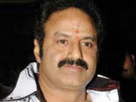 కాంగ్రెస్ అవినీతి పుట్ట: బాలకృష్ణ