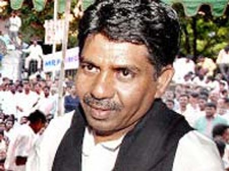 కృష్ణ మాదిగ హెచ్చరించారు