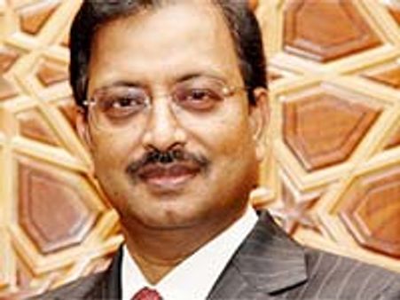 రాజుకు సకల మర్యాదలు